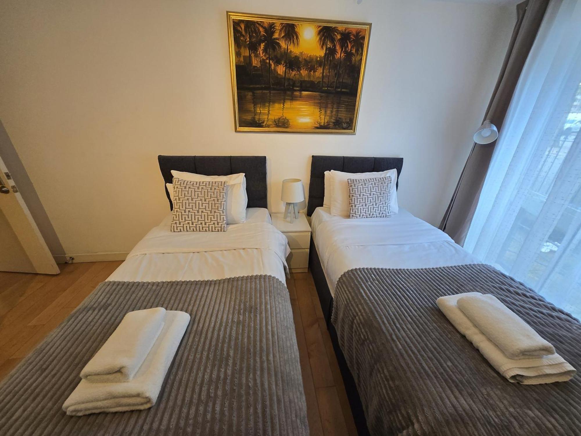 Superior Canary Wharf O2 Arena 2Br Apartment Londra Esterno foto